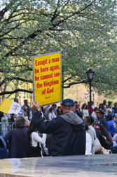 064 Waiting for the Pope.jpg
